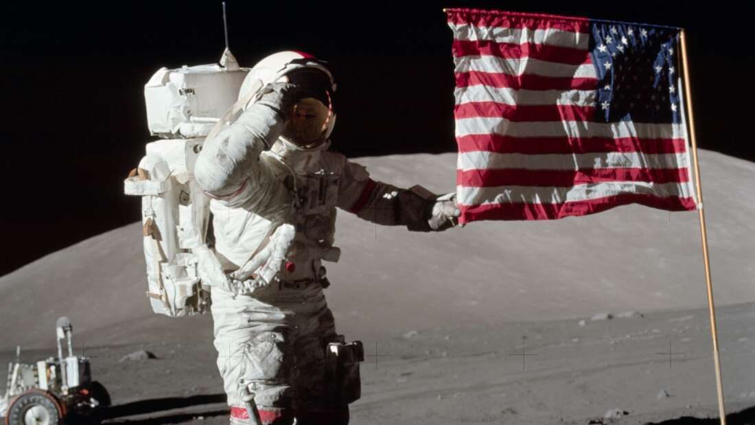 NASA, Apollo 17'den Gelen 50 Yıllık Mühürlü Ay Örneğini Açmak Üzere