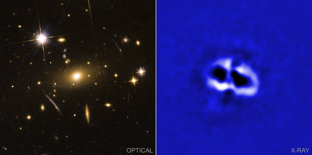 NASA'nın Chandra Uzay Aracı, Süper Kütleli Kara Deliklerin Bıraktığı Yonca Şeklindeki Boşlukları Gözetliyor