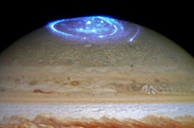 Jüpiter'in Auroraları, Io'nun Volkanik Patlamaları Sayesinde Oluşuyor