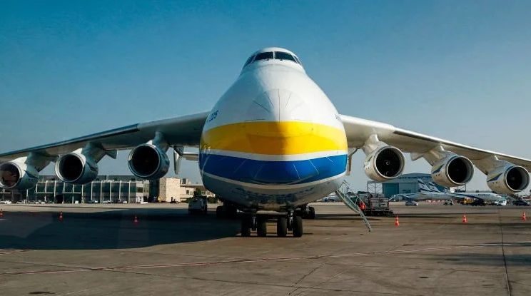 Dünyanın En Büyük Uçağı Mriya, Rusya'nın Ukrayna'ya Saldırısı Sırasında İmha Edildi