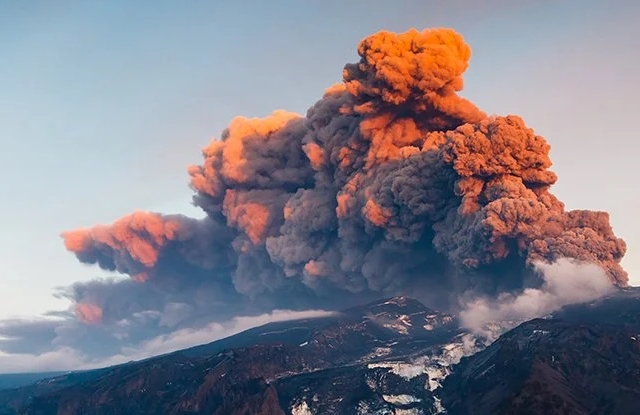 Buz Çekirdekleri, Son 2500 Yıldaki Devasa Volkanik Patlamaları Ortaya Çıkardı