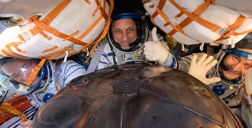 Rekor Kıran İki Uzay Gezgini ISS'den Döndü