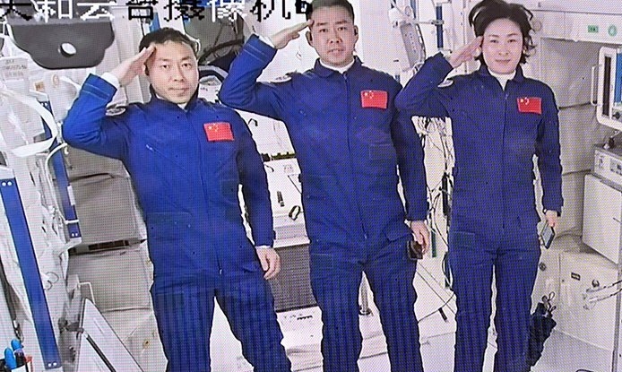 3 Astronot, Çin'in Uzay İstasyonuna Ulaştı