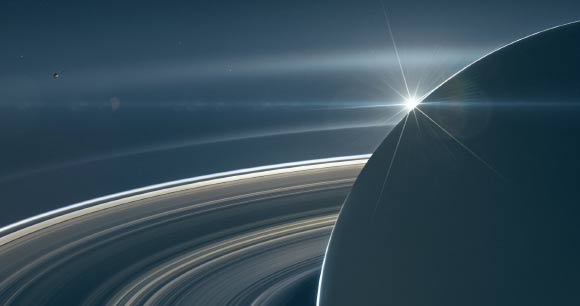 Cassini, Satürn'ün Halkalarına Yeni Işık Tutuyor