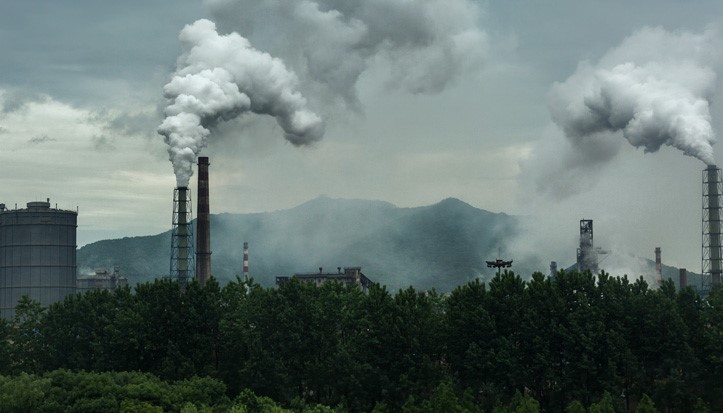 Karbondiyoksit Salınımı, 2022'de Rekor Yüksekliğe Ulaşma Yolunda ve Herhangi Bir Düşme İşareti Göstermiyor