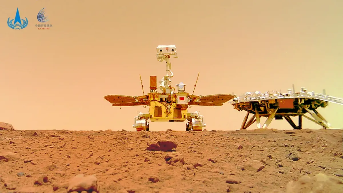 NASA'nın InSight'ından Sonra Mars, Zhurong'u da Almış Olabilir