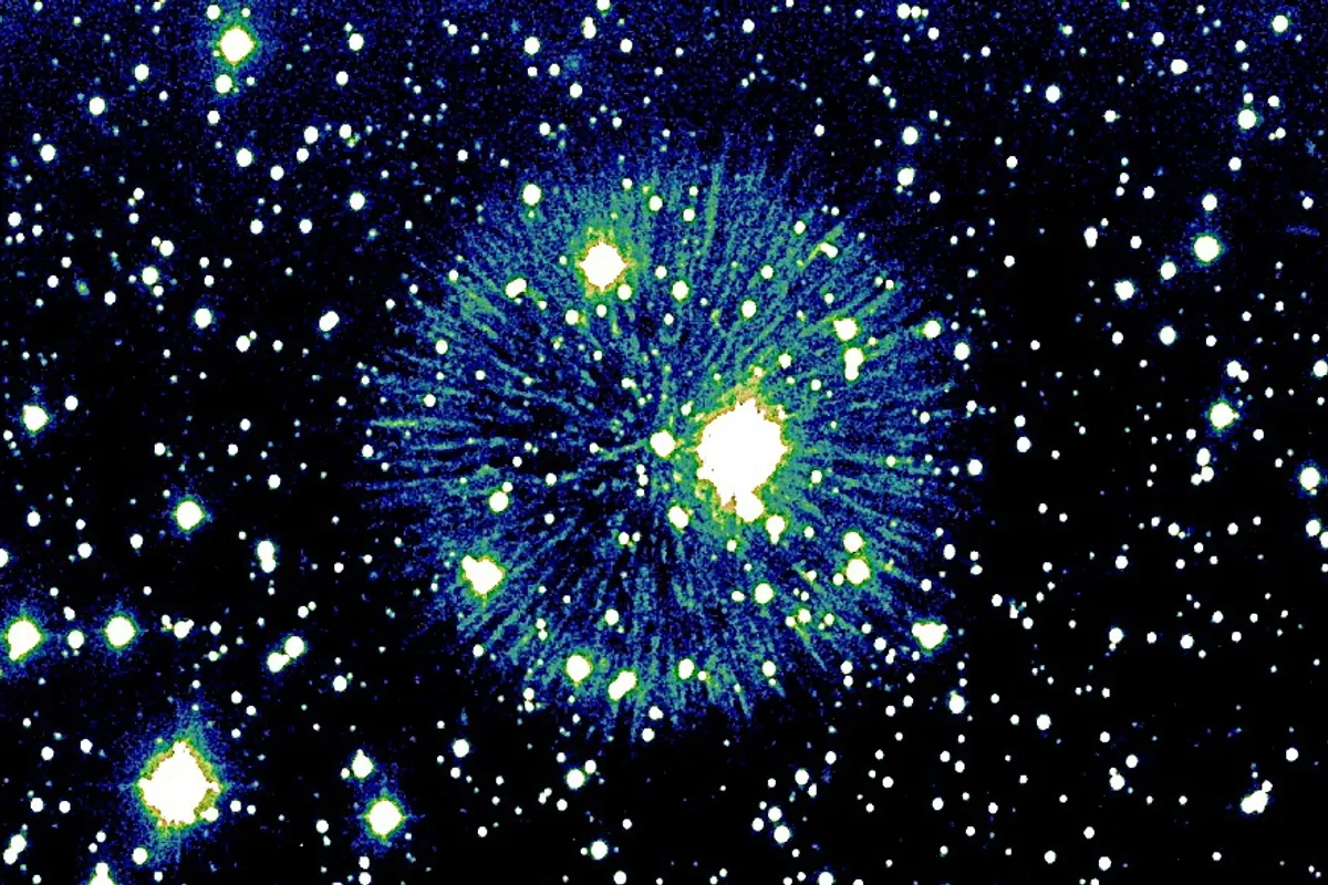 En Son 840 Yıl Önce Görülen "Konuk Yıldız" Sonunda Tekrar Bulundu ve Tuhaf Görünüyor