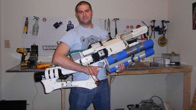 3D yazıcıyla üretilen 9 kilogramlık dev silah
