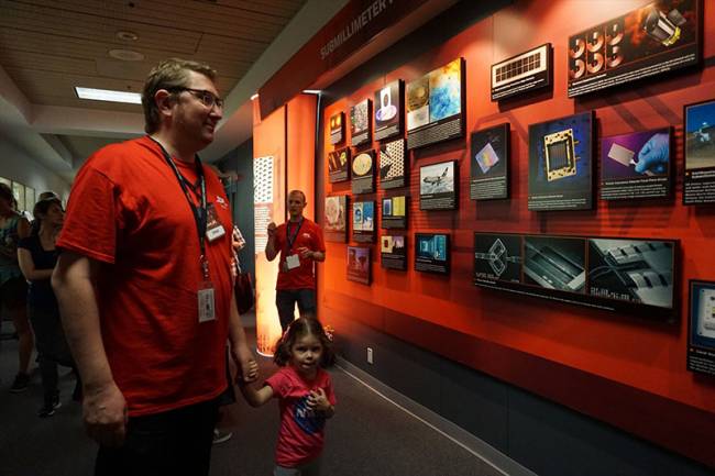 NASA kapılarını ziyaretçilere açtı