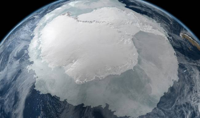 Antarktika’daki gizemli devasa obje