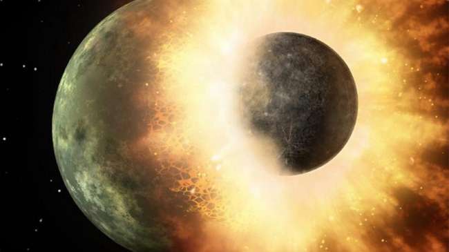 Dünya'nın uydusu Ay, nasıl oluştu?
