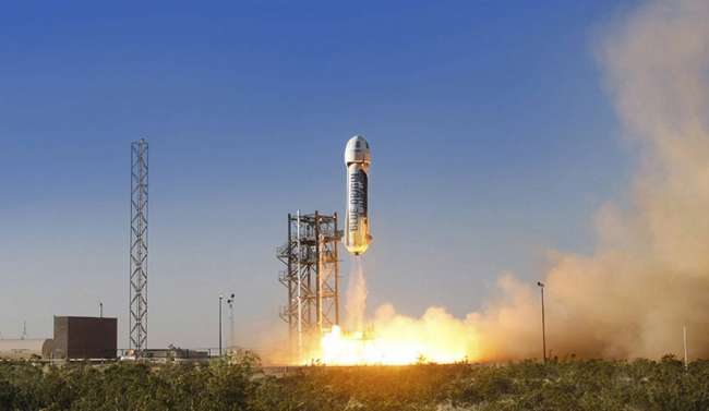 Blue Origin’in roketi 93 km yükseğe uçtu