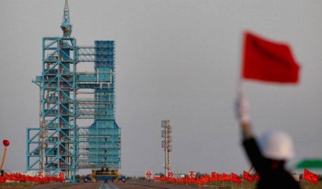 Çin'in uzay istasyonu Tiangong-1 birkaç ay içinde Dünya'ya düşecek