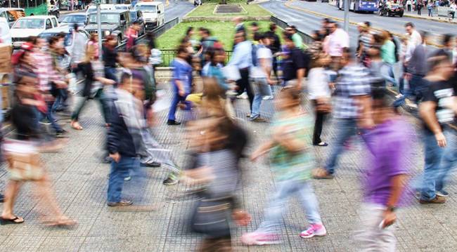 Kendini Dışlanmış Hissedenler Sahte Haberlere İnanmaya Daha Yatkın