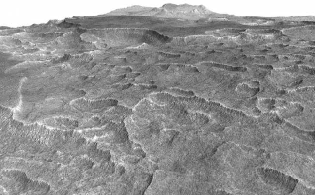 Mars'ta dev buz kütlesi bulundu