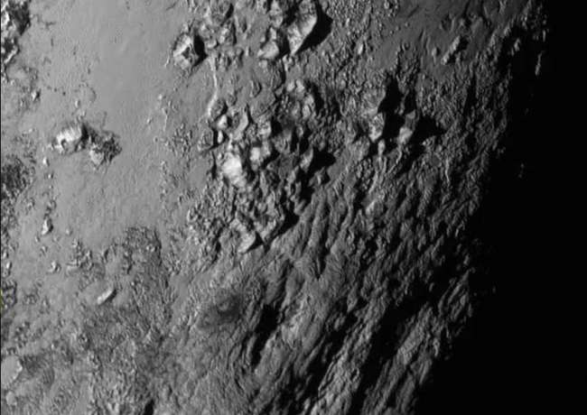 NASA, Plüton'un tarihi fotoğrafını yayımladı