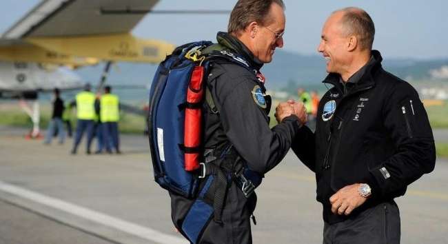 Solar Impulse 2 uçuş rekoru kırdı